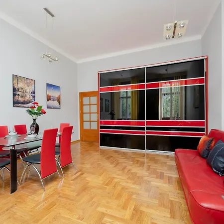 Apartmán Atmospheric Family In Center With Two Bedrooms By Renters Varšava