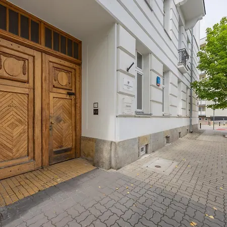 Atmospheric Family In Center With Two Bedrooms By Renters Apartmán Varšava